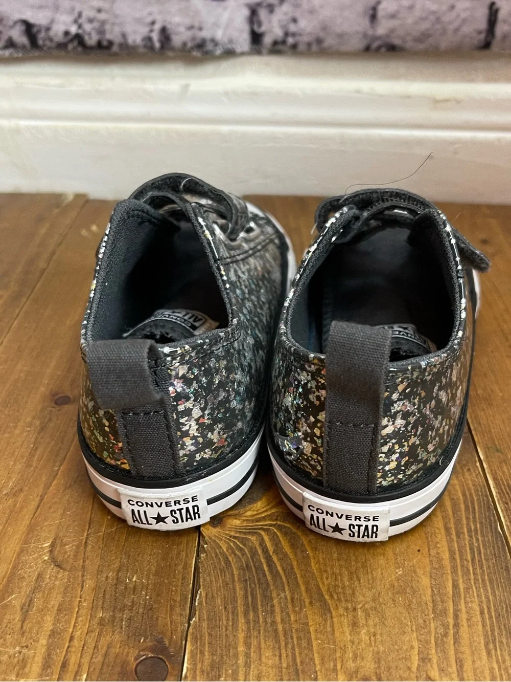 Converse size black